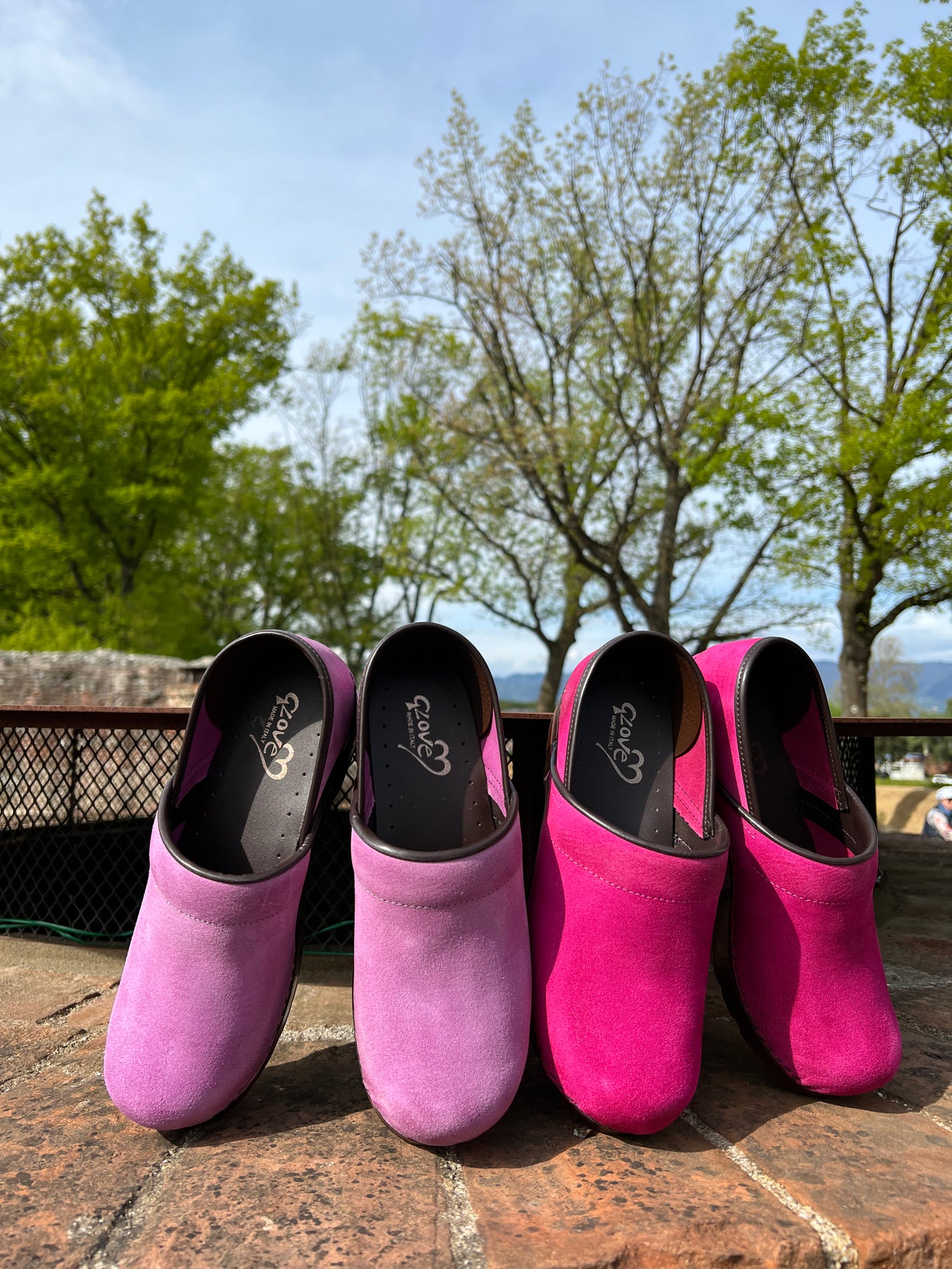 CLOGS SUEDE FUXIA