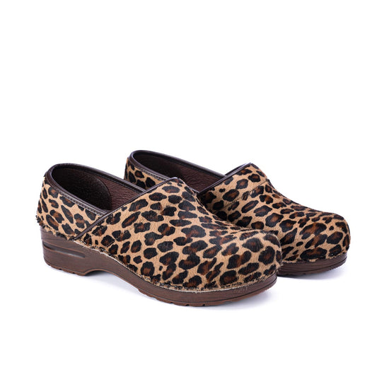 leopardo clog