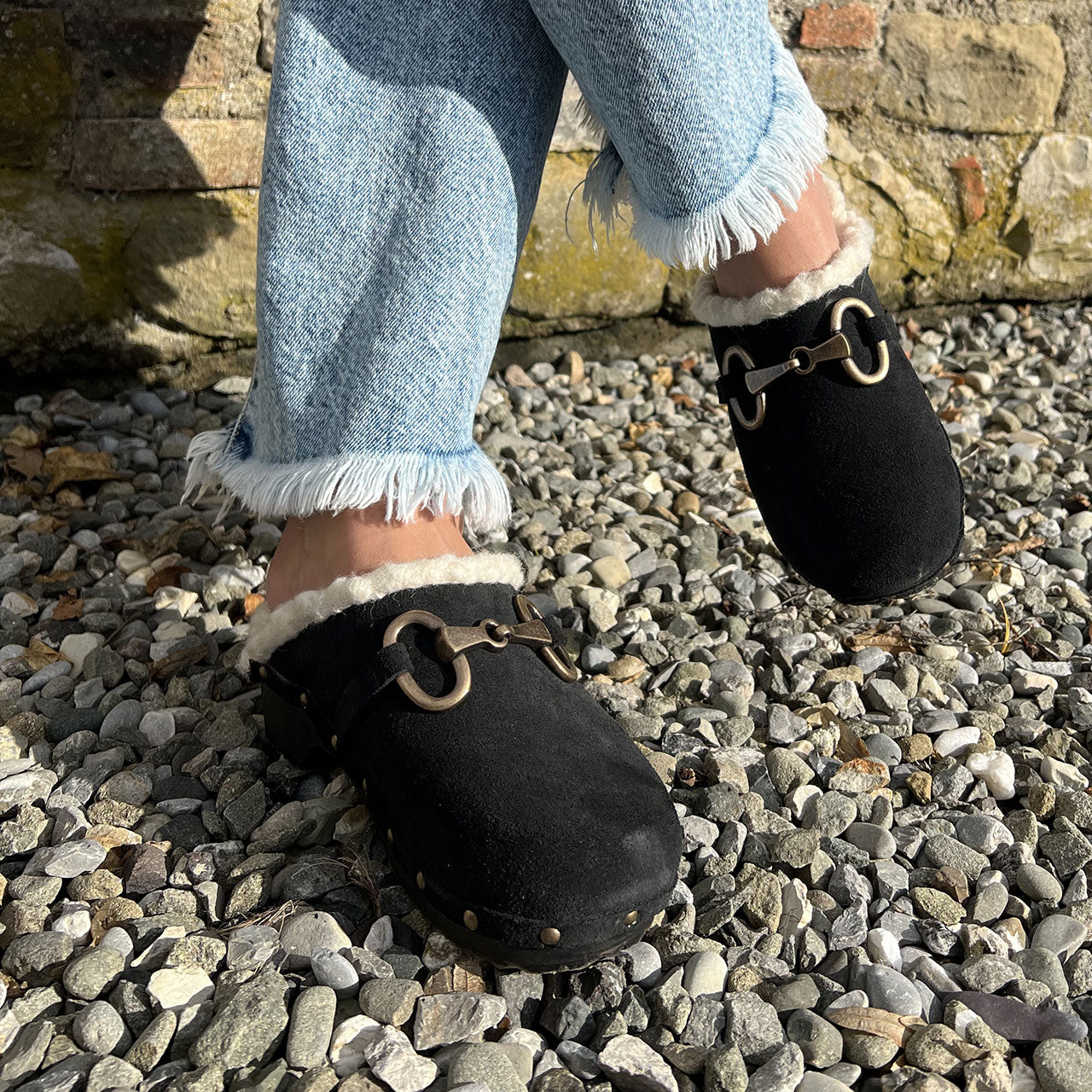 Vintage Wool Clog Acc